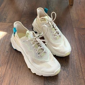 Sorel Kinetic Breakthru Day Sneaker 8